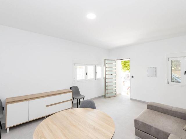 Casa adosada en Venta en Barrio de la Vega