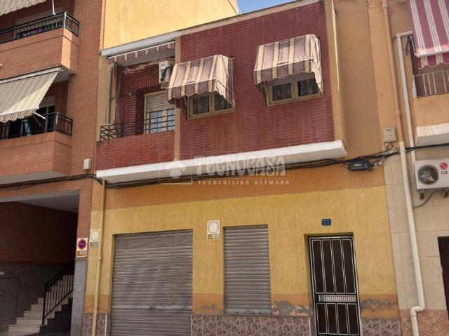 Casa adosada en Venta en Barrio de San Blas