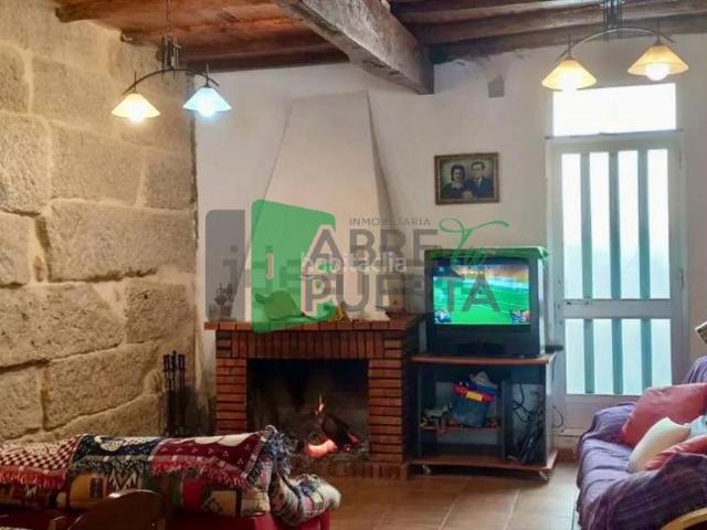 Casa adosada en venta en Baños de Molgas. Casas adosadas Baños de.