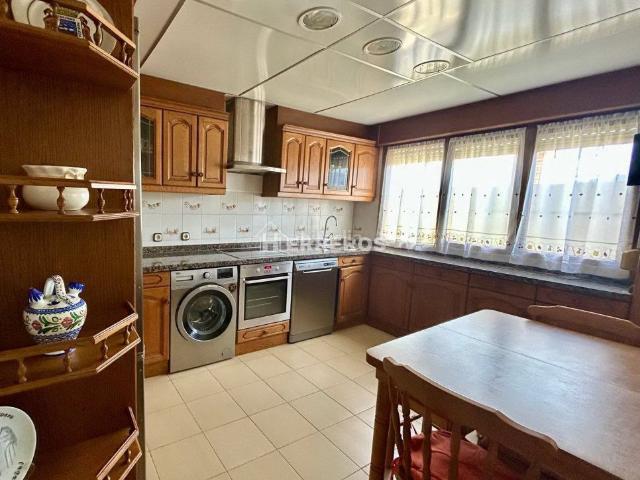 Casa adosada en venta en Baños de Río Tobía. Adosado en venta en Baños De Rio Tobia, 4 dormitorios. Casas adosadas Baños de Río.