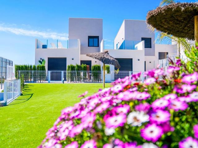 Casa adosada en Venta en Baños y Mendigo