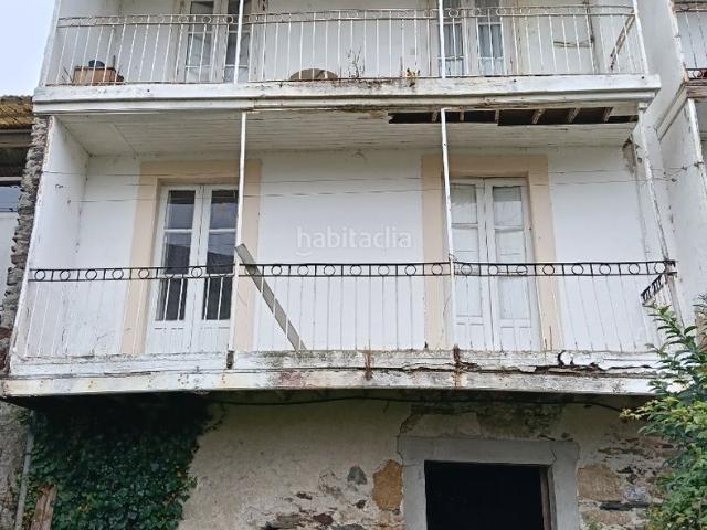 Casa adosada en venta en Betanzos. Casas adosadas.