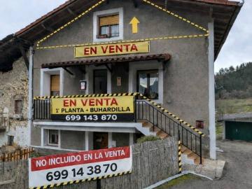 Casa adosada en Venta en Bedia