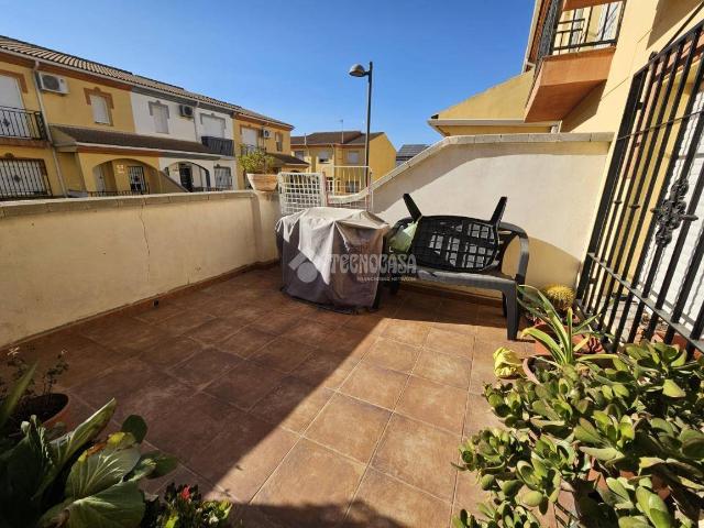 Casa adosada en Venta en Belicena