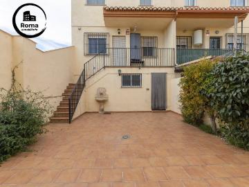 Casa adosada en Venta en Belicena