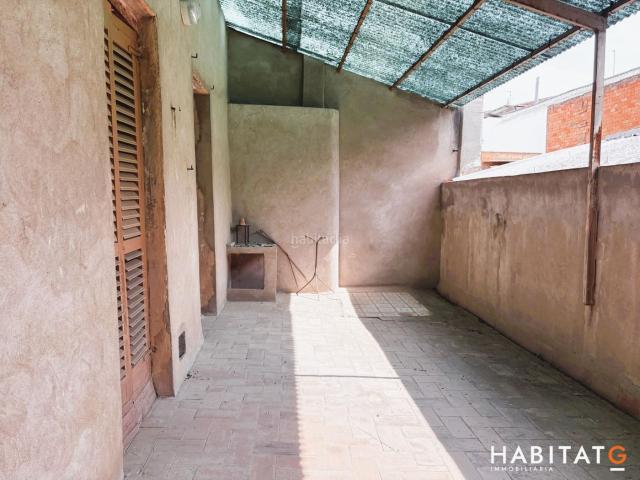 Casa adosada en venta en Bellpuig. OPORTUNITAT ÚNICA AL CENTRE DE BELLPUIG EDIFICI CANTONER AMB RENDIBILITAT I GRAN POTENCIAL. Casas adosadas.