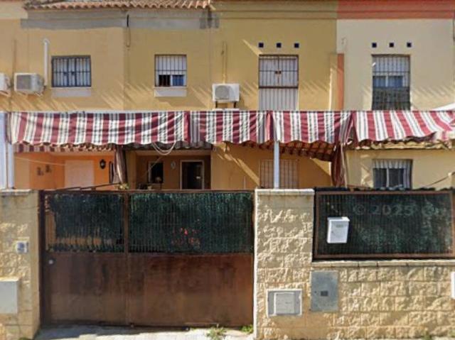 Casa adosada en Venta en Benacazón