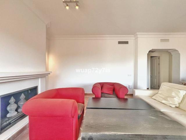 Casa adosada en Venta en Benahavís pueblo