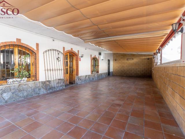 Casa adosada en venta en Benalúa. Casas adosadas.