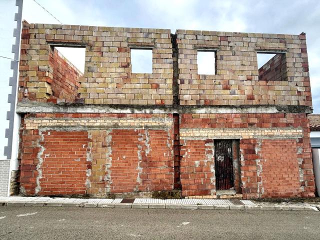 Casa adosada en venta en Benalup. ? OPORTUNIDAD 2 VIVIENDAS UNIFAMILIARES EN CONSTRUCCIÓN EN BENALUP. Casas adosadas.