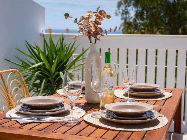 Casa adosada en venta en Benalmádena, Zona Centro Comercial Torrequebrada. OPORTUNIDAD ÚNICA DE COMPRA! INMUEBLE REFORMADO CON VISTAS AL MAR. Casas adosadas.