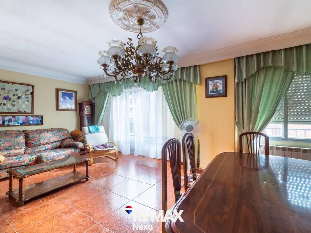 Casa adosada en Venta en Benavente