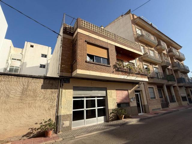 Casa adosada en Venta en Beniaján