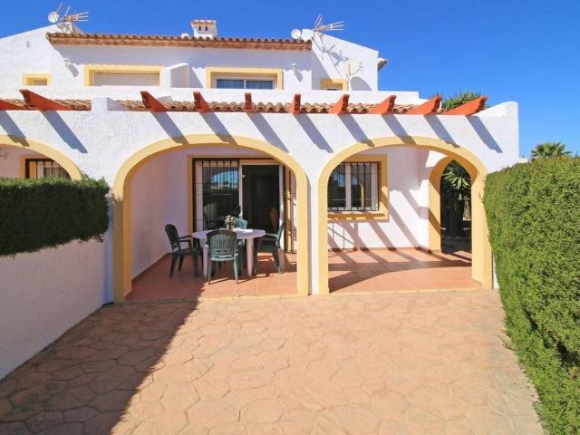 Casa adosada en Venta en Benicolada Las Adelfas