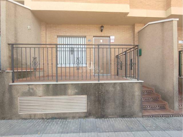 Casa adosada en venta en Beniel. CHALET EN BENIEL. Casas adosadas.