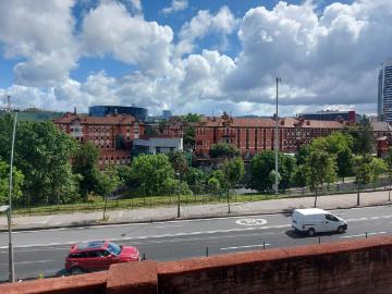 Casa adosada en venta en Bilbao, Basurtu. Casa Adosada De 4 Plantas En Basurto. Casas adosadas.
