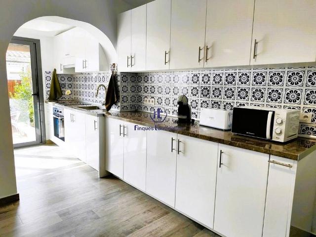 Casa adosada en venta en Blanes, de 84 m² 2 habitaciones por 470.000