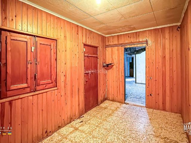 Casa adosada en venta en Blanes, Els Pavos Costa Brava. Se vende casa para reformar en Blanes, a pasos del mar. Casas adosadas.