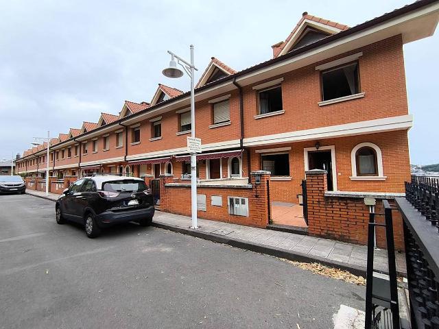 Casa adosada en Venta en Brazomar