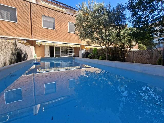 Casa adosada en Venta en Bufalà