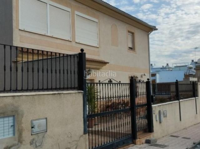 Casa adosada en venta en Bujalance. VENTA DE CASA ADOSADA EN BUJALANCE CÓRDOBA. Casas adosadas.