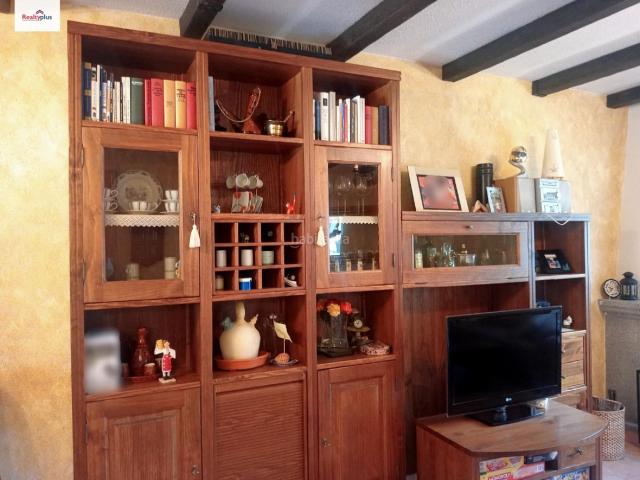 Casa adosada en venta en Burgohondo. Casas adosadas.