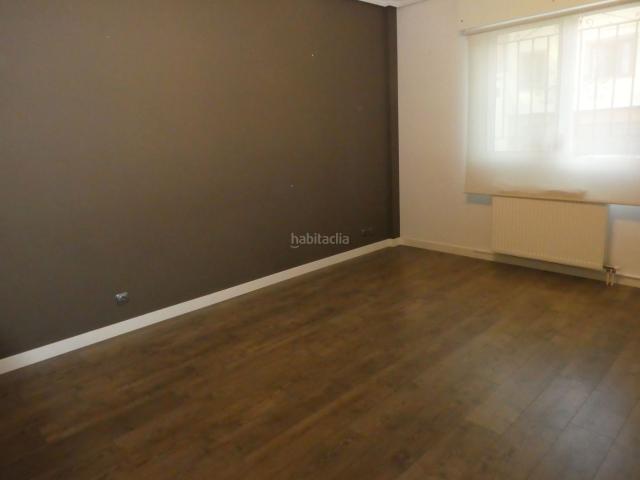 Casa adosada en venta en Burgos, San Julián Barriada de Cortes. Casas adosadas.