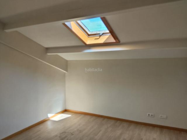 Casa adosada en venta en Burgos, San Julián Barriada de Cortes. Vivienda unifamiliar adosada a estrenar. Casas adosadas.