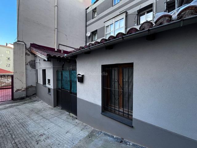Casa adosada en venta en Burgos, San Pedro de la Fuente. ADOSADA CON PATIO EN SAN PEDRO DE LA FUENTE. Casas adosadas.