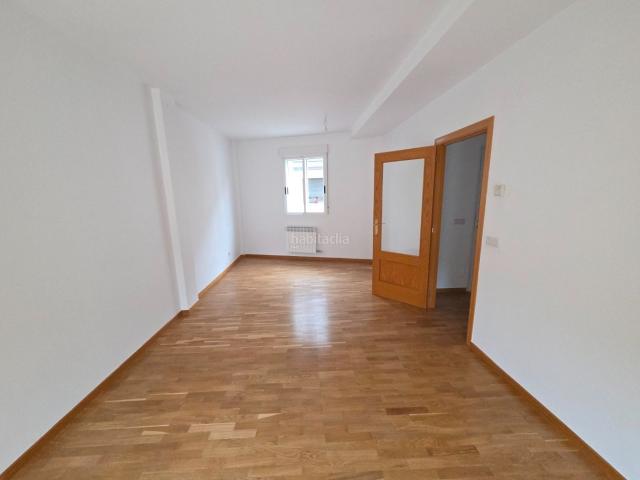 Casa adosada en venta en Burgos, Villafría La Ventilla Castañares. FABULOSO ADOSADO EN VILLAFRIA A ESTRENAR. Casas adosadas.