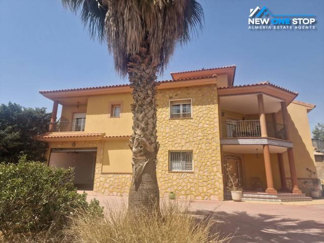 Casa adosada en Venta en Burjulu La Mulería