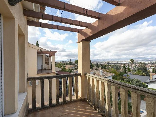 Casa adosada en Venta en Gójar