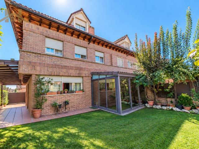 Casa adosada en Venta en Golf El Carralero