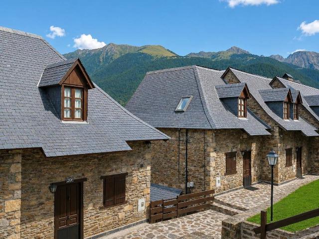 Casa adosada en Venta en Gausac