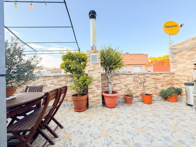 Casa adosada en venta en Gavà, Can Tintorer Can Tries. Fabuloso chalet adosado en Gavá Barcelona. Casas adosadas.