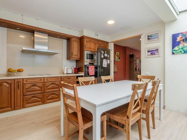 Casa adosada en venta en Gáldar, Gáldar pueblo. VIVIENDA ADOSADA EN GÁLDAR. Casas adosadas.