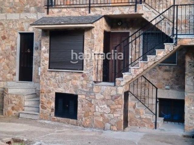 Casa adosada en venta en Galende. San martin de castañed barrio rigolera san martín. Casas adosadas.