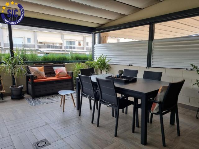 Casa adosada en venta en Gandia, Park Nord Casona. Exclusivo Chalet Adosado con Domótica, Ascensor y Piscina en Zona Residencial de Gandía. Casas adosadas.