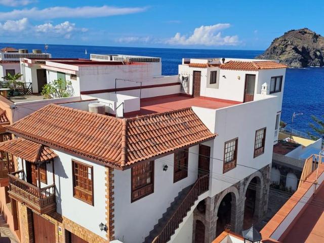 Casa adosada en venta en Garachico. Casas adosadas.