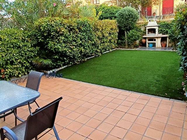 Casa adosada en Venta en Garrido Norte