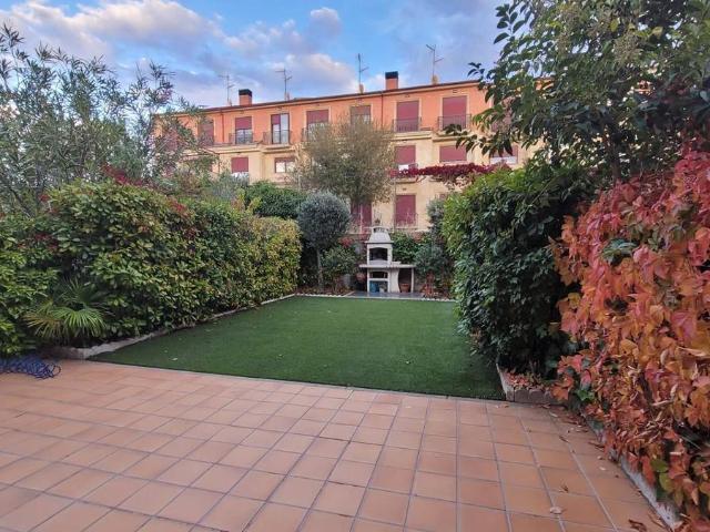 Casa adosada en Venta en Garrido Norte