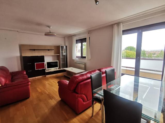 Casa adosada en Venta en Garrido Norte