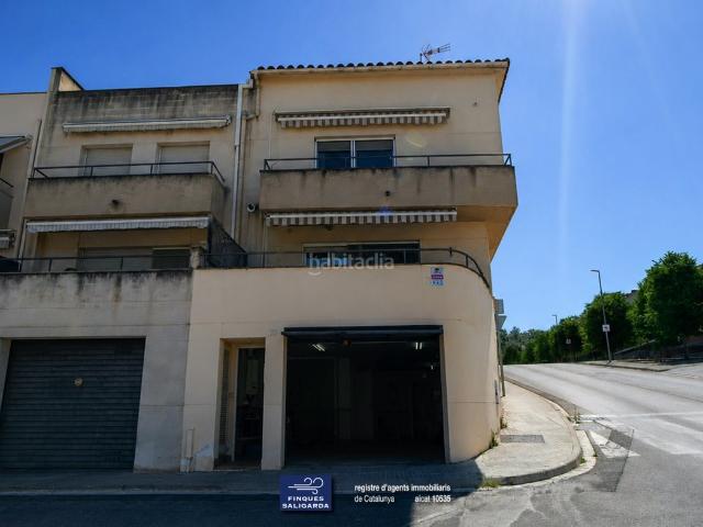Casa adosada en venta en Garriga La, Montserrat El Passeig. Casas adosadas Garriga.