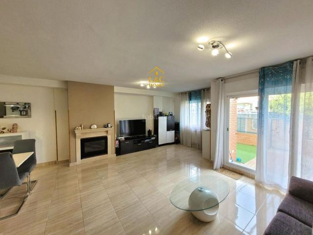 Casa adosada en venta en Getafe, Perales del Río. Chalet adosado en Perales del Rio. Casas adosadas.
