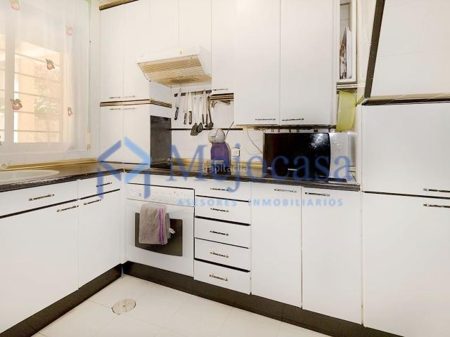Casa adosada en venta en Getafe, Perales del Río. Magnífico Chalet en Perales del Río!. Casas adosadas.