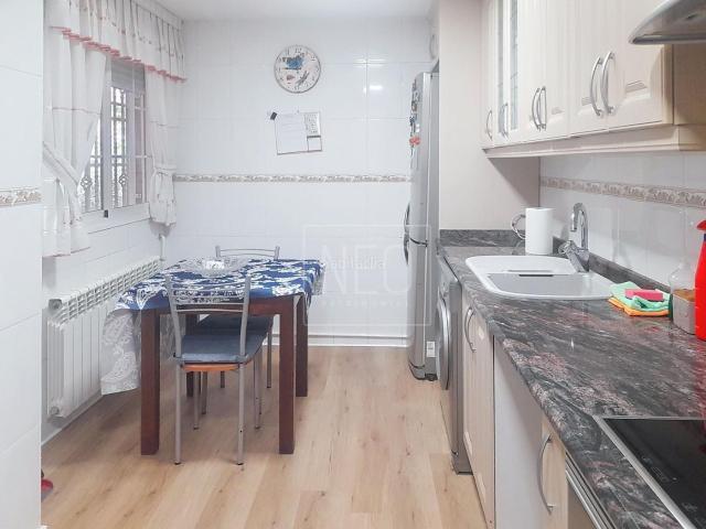 Casa adosada en venta en Getafe, Sector 3. ADOSADO EN ISLAS CANARIAS, GETAFE. Casas adosadas.