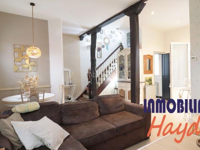 Casa adosada en venta en Getxo, Las Arenas. Adoasdo en el corazon de Romo. Casas adosadas.