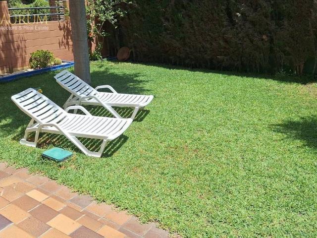 Casa adosada en Venta en Gelves