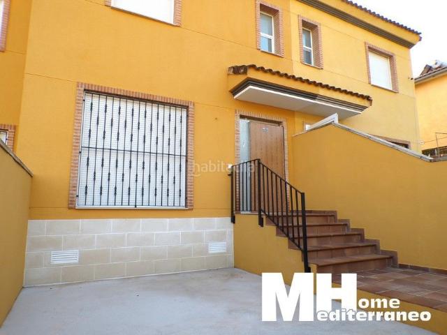 Casa adosada en venta en Gilet. OPORTUNIDAD!. Casas adosadas.