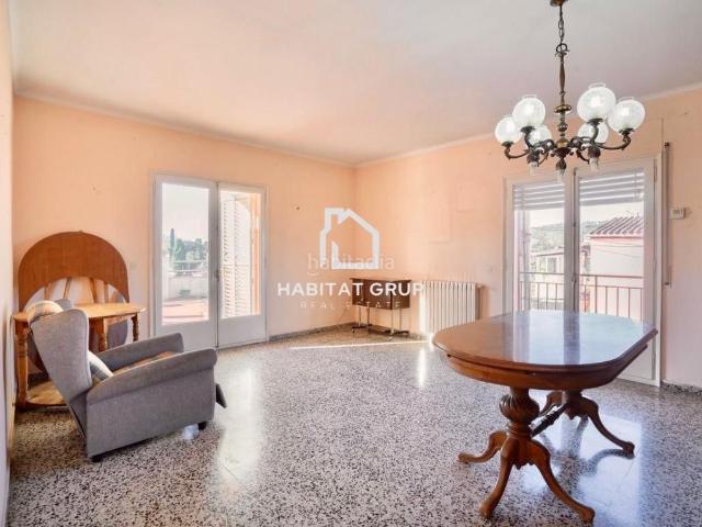 Casa adosada en venta en Girona, Montjuïc. Casa en Camdora. Casas adosadas.